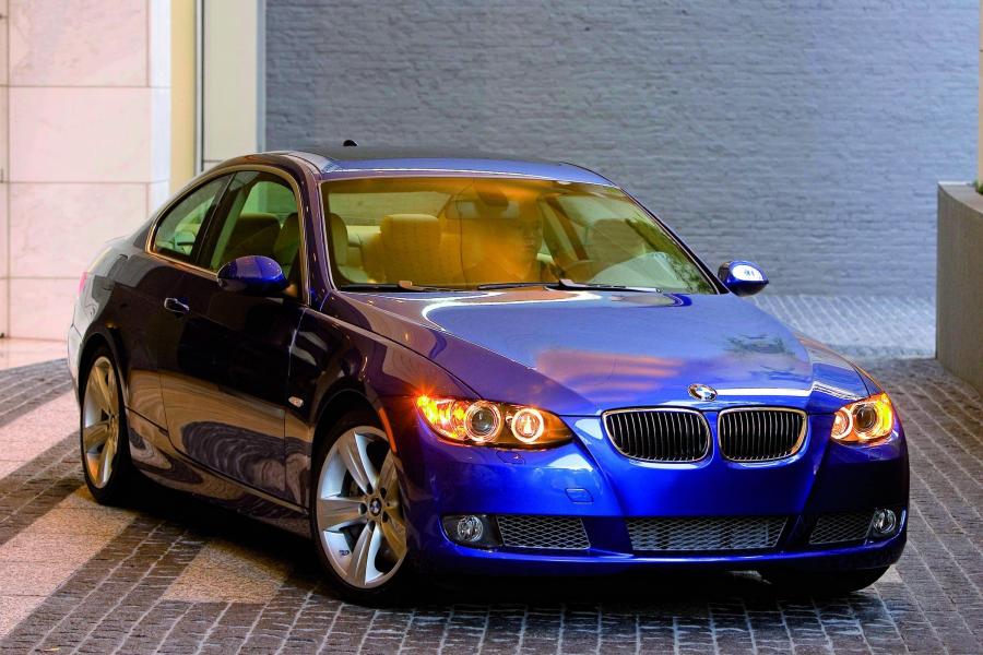  BMW 3-Series Coupe 2007 года  (фото 29 из 219)